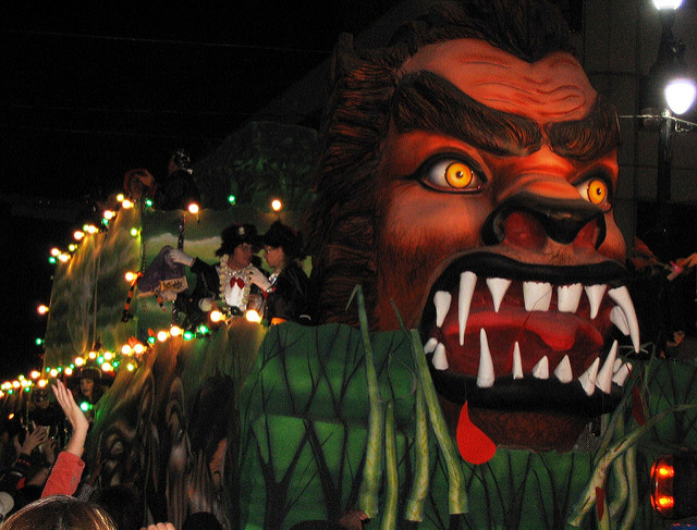 Mardi Gras isn't the only time that New Orleans throws a parade! If you visit during October, you can experience the Krewe of Boo Halloween parade. (Photo courtesy Flickr user tonbabydc)