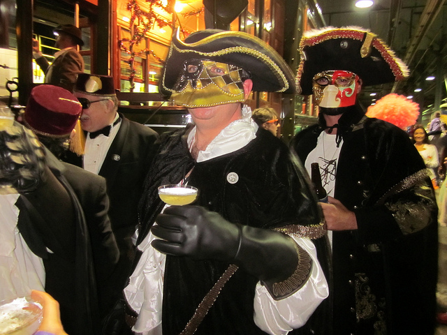 The Phunny Phorty Phellows kick off Carnival season each year on January 6 by taking over a St. Charles streetcar. (Photo: Infrogmation)